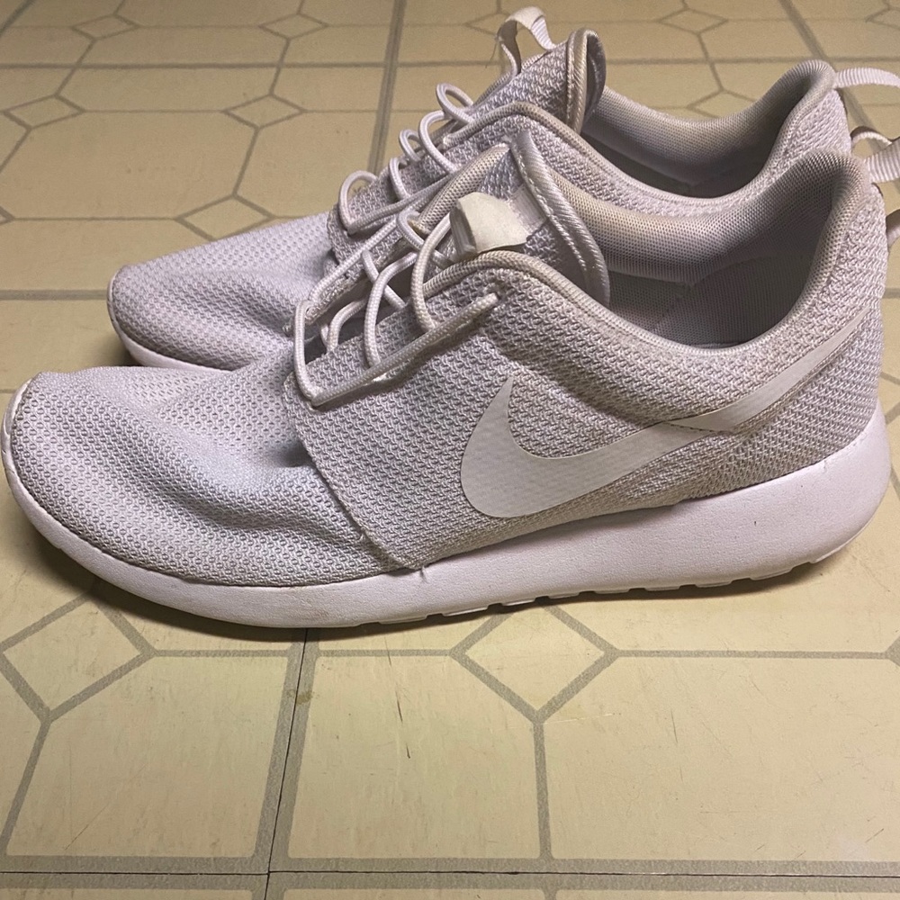 Nike Rosche All White